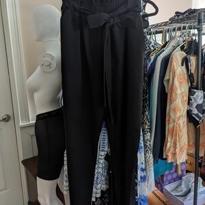 Stylish Black Women's Cropped Pants